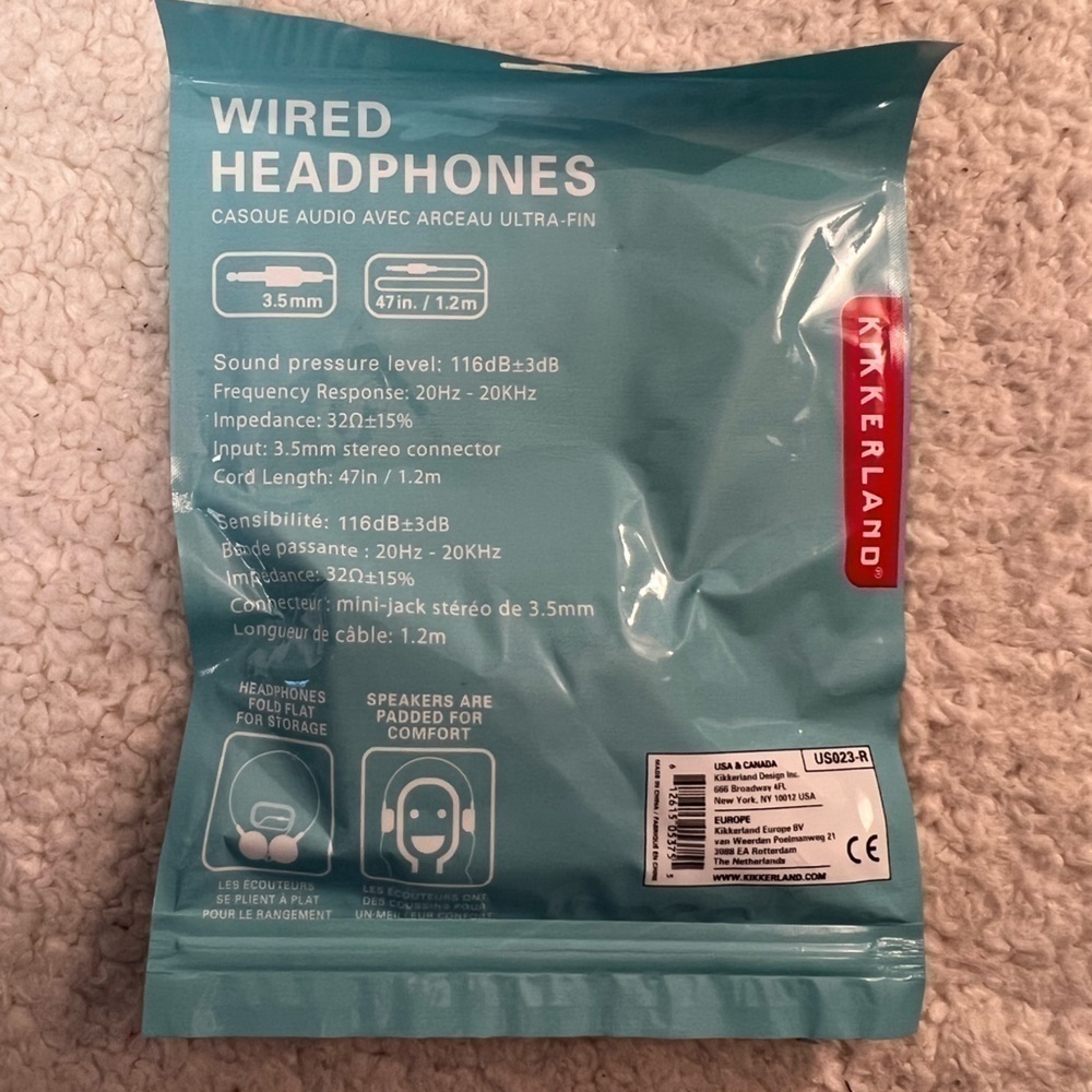 Kikkerland Wired Headphones - Picture 2 of 7